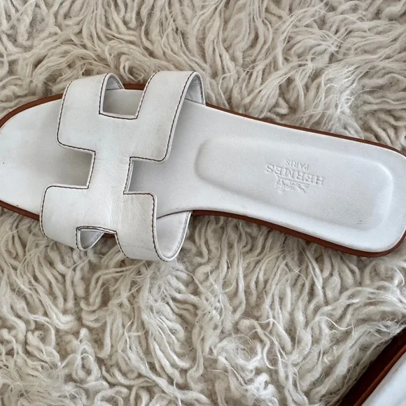 Authentic Hermes Blanc Oran Sandals (35.5) $900